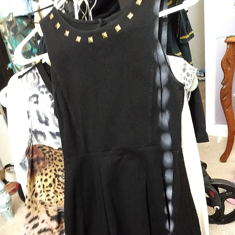 XHILARATION, JUNIORS SIZE MEDIUM COCKTAIL DRESS - Picture 3 of 5